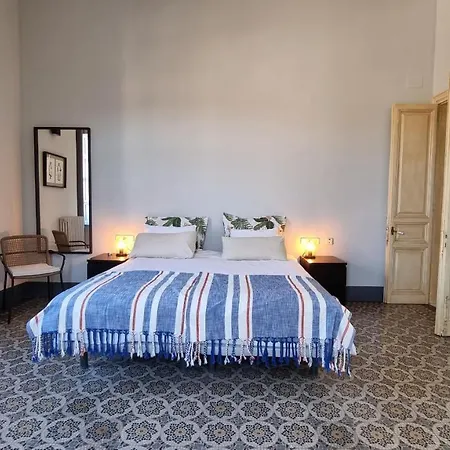 Casa Puig * פאלאפרוג'ל